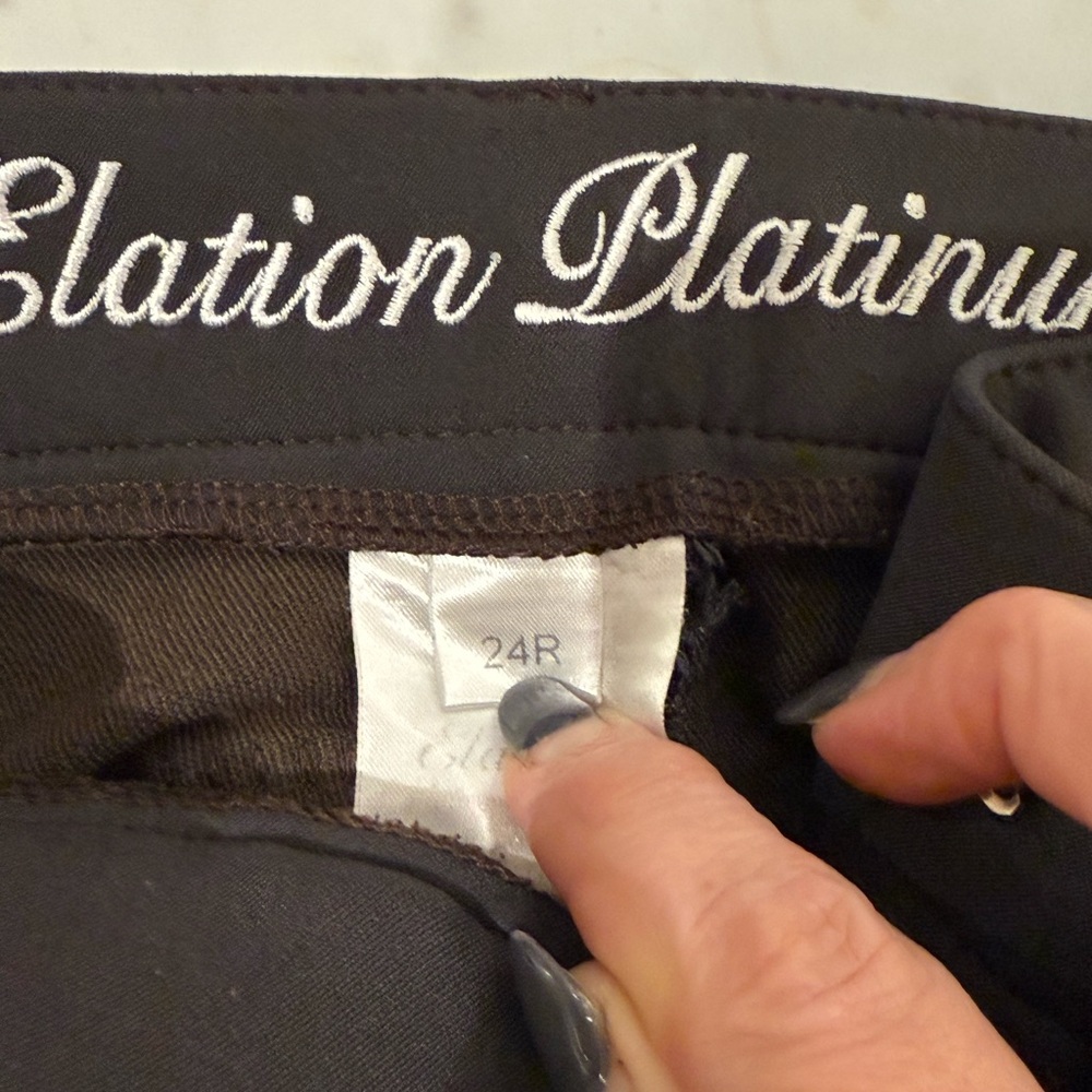 Women's Brown Riding Pants - Picture 3 of 4